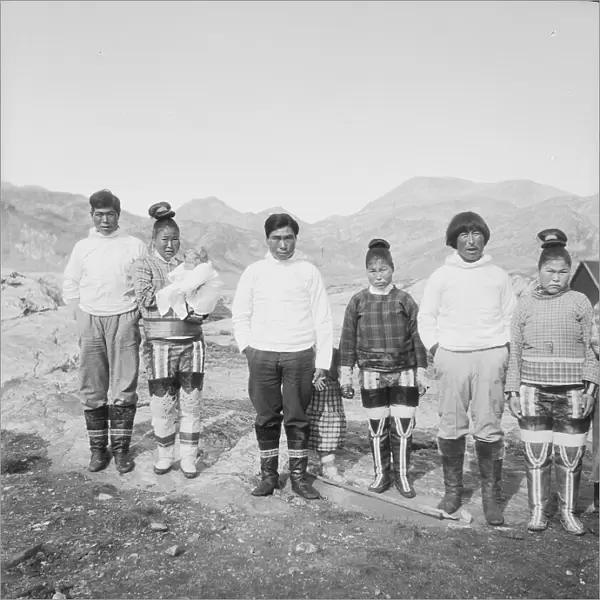 Group of Inuit people