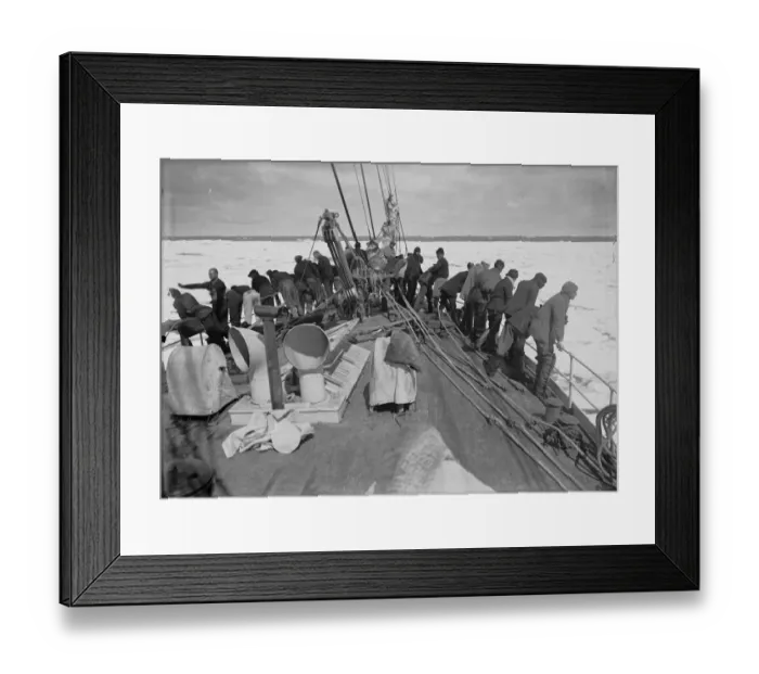 Framed Print : Entering the Pack. Fo castle of the Terra Nova. December 9th 1910 Framed Print : Entering the Pack. Fo castle of the Terra Nova. December 9th 1910