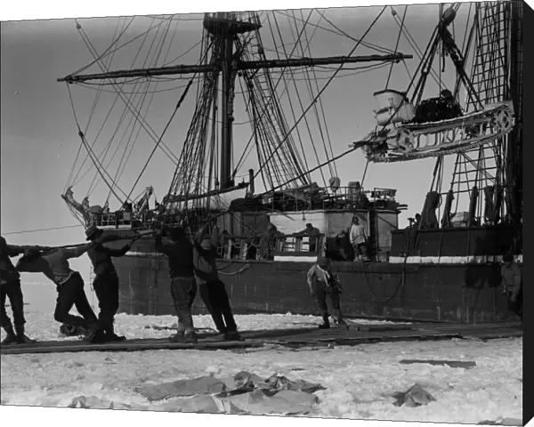 Getting the ill-fated motor-sledge off the ship. January 8th 1911
