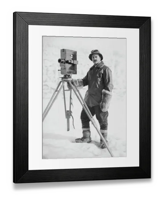 Framed Print : Herbert Ponting with his cinematograph. January 30th 1912 Framed Print : Herbert Ponting with his cinematograph. January 30th 1912