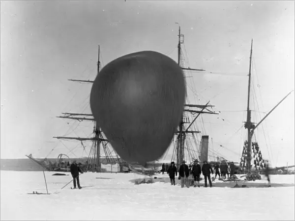Eva about to ascend, 4 February 1902