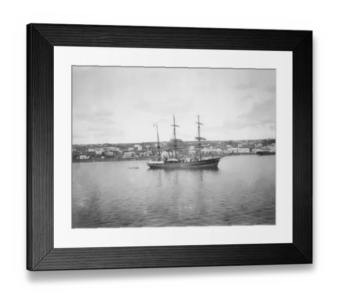 Framed Print : Scotia in Stanley Harbour 18th January 1903