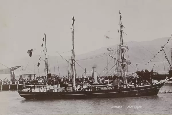 S. Y. Nimrod leaving Lyttleton for the South on January 1st 1908