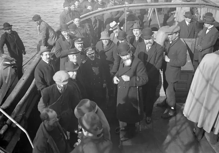 Framed Print : Men on boat, Punta Arenas