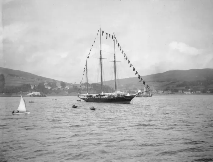 Framed Print : Mr James Coats Jun.s yacht Gleniffer awaiting the Scotia in Lamlash Bay Framed Print : Mr James Coats Jun.s yacht Gleniffer awaiting the Scotia in Lamlash Bay