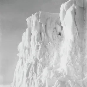 Point of the Barne Glacier, where it turns round to the Bay before Cape Barne. September 18th 1911