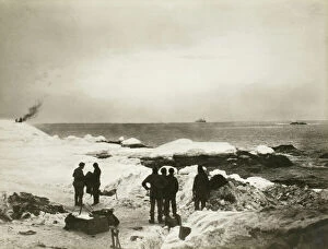 Imperial Trans-Antarctic Expedition 1914-17 (Endurance) Gallery: Arrival of the rescue ship off Elephant Island
