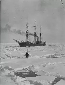 Antarctic Relief Expeditions 1902-04 Collection: Capt Colbeck and Dr Davidson visiting the Terra Nova