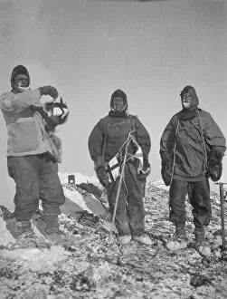 Debenham Collection: Gran, Abbott and Hooper at summit of Erebus, December 1912