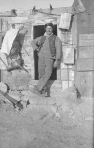 British Expedition to Graham Land, 1920-22 Collection: Maxime Charles Lester, Waterboat Point, Paradise Bay
