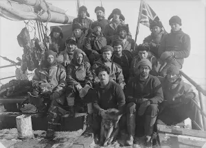 Ships Prints: Members of the expedition on Quest
