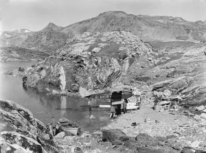 Seaplane Collection: Moth aeroplane on West beach - Base