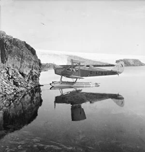 British Graham Land Expedition 1934-37 Gallery: The plane in Penolas anchorage, Stella Creek, 25 February 1936