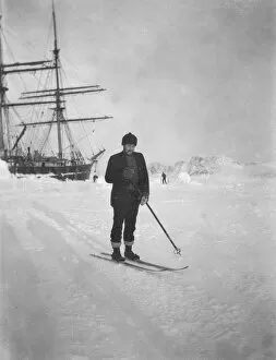 Scottish National Antarctic Expedition 1902-04 Gallery: Ross on ski