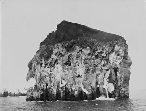 Antarctic Relief Expeditions 1902-04 Collection: Scott Island