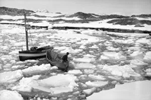 British Graham Land Expedition 1934-37 Collection: Stella in broken ice
