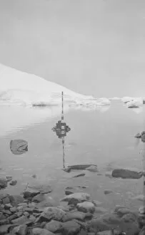 British Expedition to Graham Land, 1920-22 Collection: Tide pole, Waterboat Point, Paradise Bay