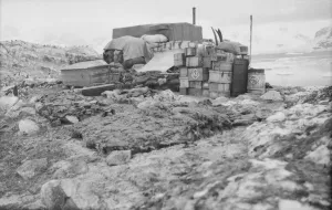 British Expedition to Graham Land, 1920-22 Collection: Waterboat Point, Paradise Bay